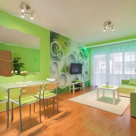 アパート Aquaflat